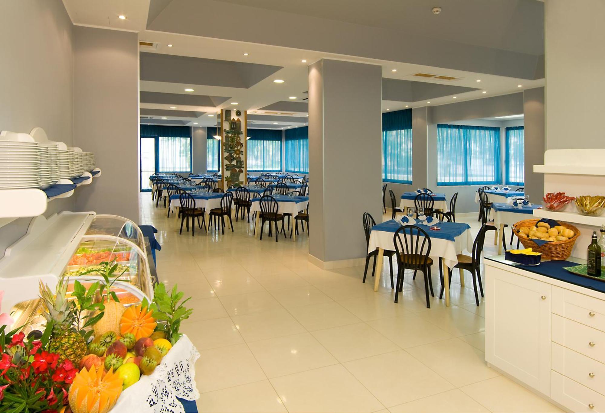 Hotel Miami Лидо ди Йезоло Екстериор снимка